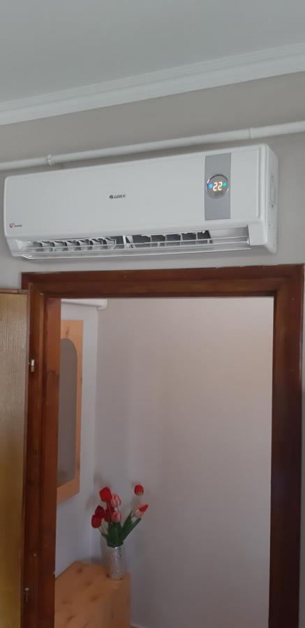 Flora Apartman Gyula Exterior photo